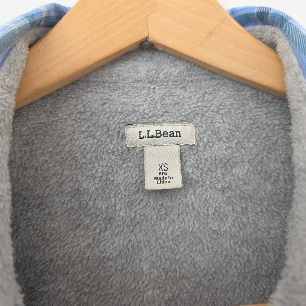 LL Bean Women's Fleece-Lined Snap-Front Plaid Flannel Shirt - XS - Picture 4 of 6